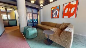 For Students Only - iQ Highbury in London