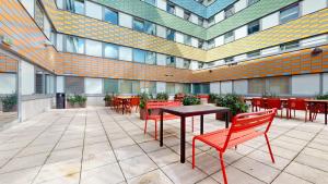 For Students Only - iQ Highbury in London