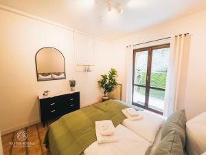 RR - Casa Aquilani - Lakeview - Pool - Breakfast