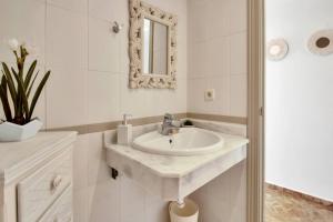 Townhouse with ocean views, BBQ, elevator, padel and pool - COSTA GALERA PARK 25