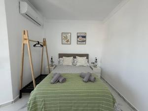 Penthouse studio with ocean view AC and pool Mijas ALMIRANTE 135