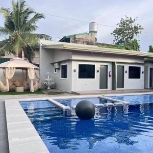 Tzam Villa