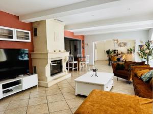 Magnifique villa avec piscine et jardin 14 personnes