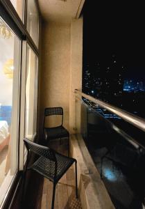 Empire Stays - Coastline Studio Hiranandani Estate