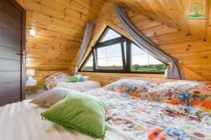 Domek nad samym jeziorem sauna jacuzzi