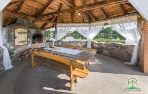 Domek nad samym jeziorem sauna jacuzzi