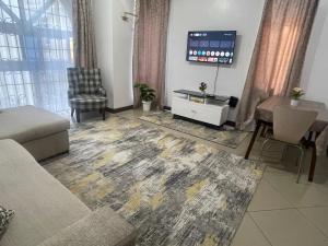 Modern 1 Br Apartment near Nyali Cinemax with AC Hot water