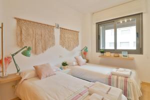 C13 Seaside Málaga with pool and parking