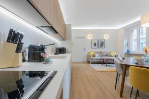 Cheerful Blue Flat by Wonderful Italy