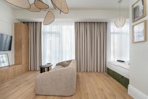 Prestige Apartment by KRAMM