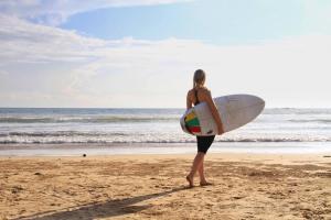 Kings Marine B&B Surf Hotel