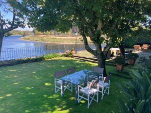 Spacious villa with private pool in Esposende