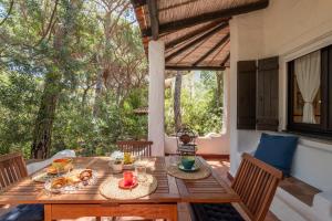 Splendida Villa in pineta - Giardino - Mare a piedi