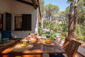 Splendida Villa in pineta - Giardino - Mare a piedi