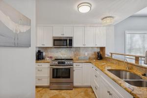 201 Captains Quarters