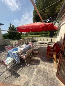 DA ROBY Trilocale con veranda panoramica a 200 mt dal mare