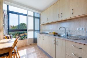 797 HOLIDAY RENTALS - Luminoso apartamento en Aloha playa