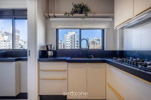 Apto c varanda gourmet a 700m da Praia BON1101