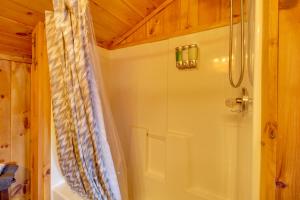 Hot Tub and Mtn Views Peaceful Blue Ridge Retreat!