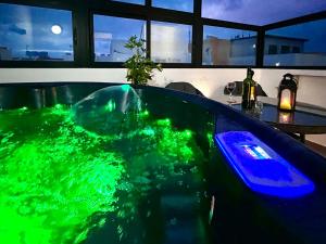 Atlantic Green 4 Apartment, Terrace, Solarium and Spa