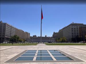 Moderno Depto en Santiago Centro Wine and Cheese Experience