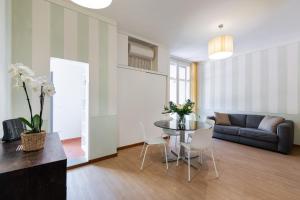 Amazing Duomo loft with terrace and elevator