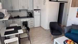 Cozy apartment overlooking Cabo Roig strip