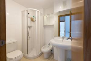 Puerto Jávea II con piscina y terraza