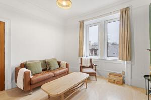 Maisonette Hideout with free street parking