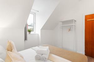 Maisonette Hideout with free street parking