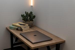 Lujoso Apartamento Boutique a 100 m Plaza Mayor-Resogar