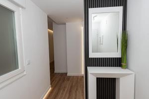 Lujoso Apartamento Boutique a 100 m Plaza Mayor-Resogar