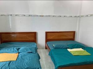 Khách Sạn Vinhomes Huỳnh