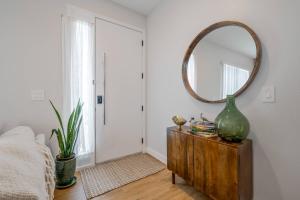 Dluxx Stylish Retreat 3 Suites Near Disney 3216