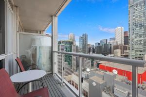 Downtown 1B plus D Condo Central Location Parking