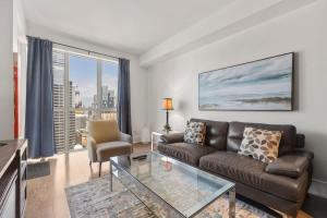 Downtown 1B plus D Condo Central Location Parking