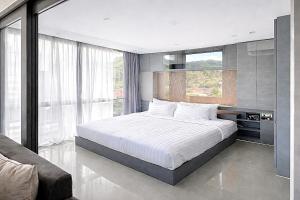 Peaceful Mountain View 1br apartment