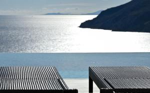 Beach walk Kalo Livadi villa with pool and hot tub by Calypso Sunset Villas