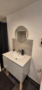 Charmant appartement proche du centre ville parking gratuit dans la rue