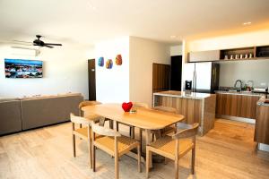 Chillout 3BR villa private beach Yucalpeten Marina