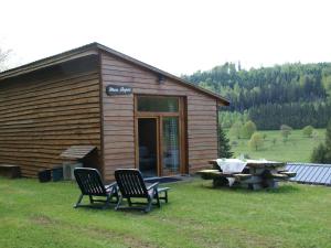 Maisons de vacances Cute and atmospheric chalet with magnificent view in the middle of the Vosges : photos des chambres