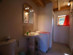 Maisons de vacances Cute and atmospheric chalet with magnificent view in the middle of the Vosges : photos des chambres