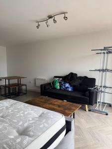 Apart Studio