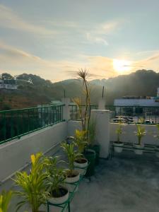 Niree - 2BHK and 3BHK - Private apartment - Free Parking - Terrace with bonfire