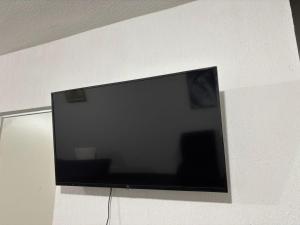 Casa con climas, refri, TV, wifi, lavadora etc