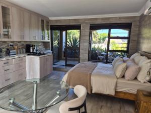 Somerset Garden Studio