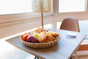 Studio - 1er étage - Vue mer et plage de Calais
