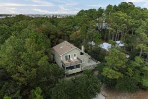 1215 - Corolla Hideaway