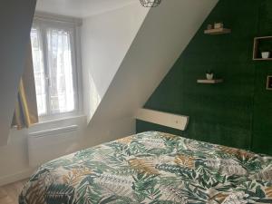 Large apartment, two furnished bedrooms