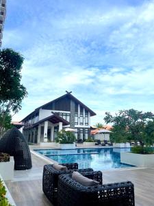 Royal Ocean Crest Mactan Near Airport with Pool view